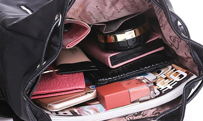Damen Rucksack – Hochwertiger Nylon Rucksack für Schule, Alltag & Reisen – Große Kapazität, Modisches Design