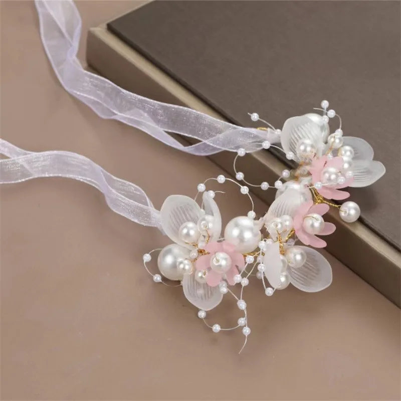 Frühlingshafte Boho Blumenkrone mit Perlen für Mädchen – Hochzeit Haarschmuck & Blumen-Haarreif | Kinder Geschenk