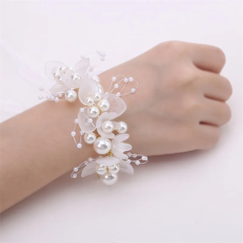 Frühlingshafte Boho Blumenkrone mit Perlen für Mädchen – Hochzeit Haarschmuck & Blumen-Haarreif | Kinder Geschenk