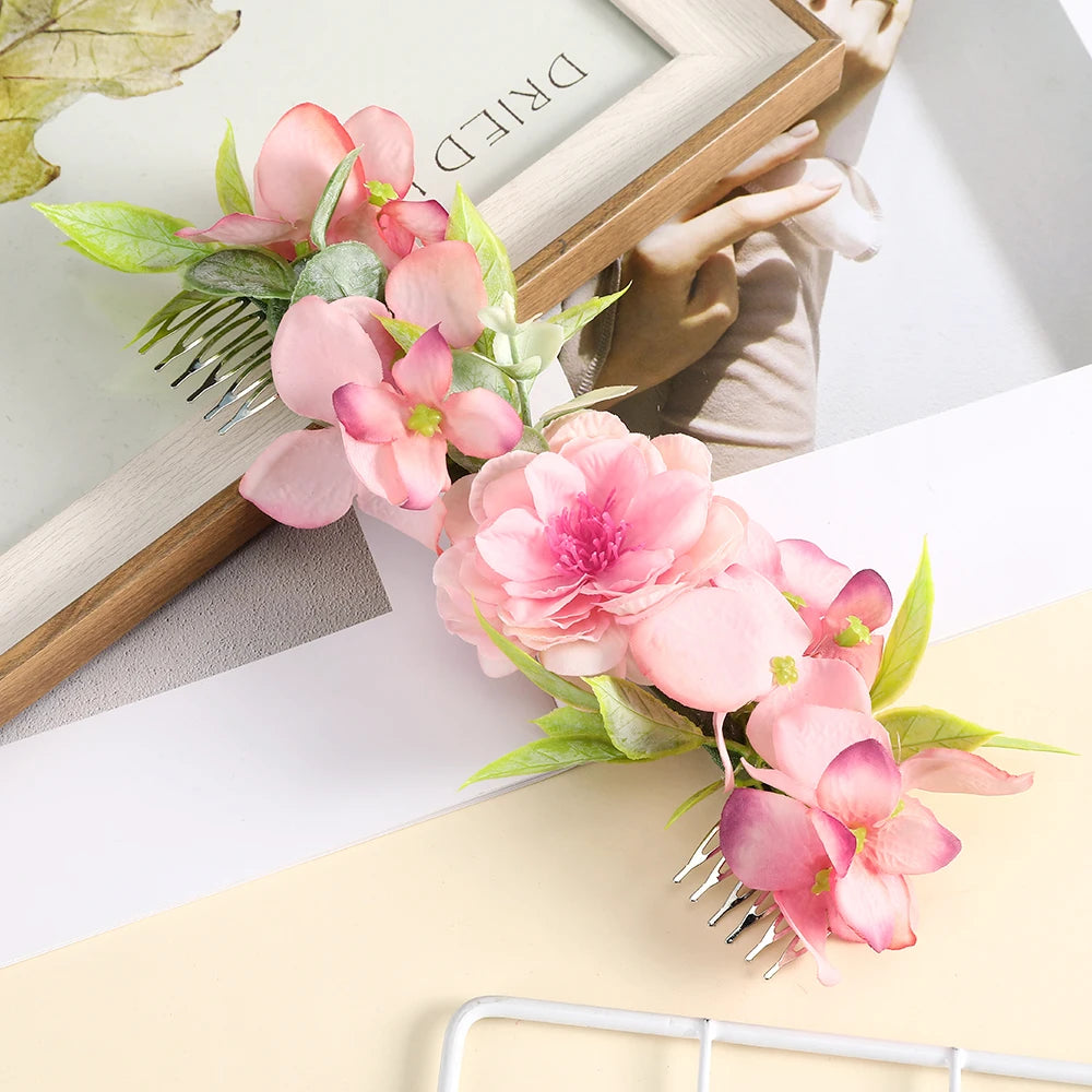 Romantischer Braut-Haarkamm mit Blumen – Rattan-Stil Haaraccessoire für Hochzeiten & besondere Anlässe