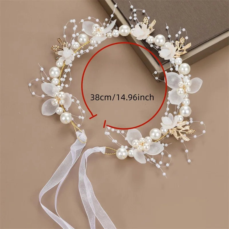 Frühlingshafte Boho Blumenkrone mit Perlen für Mädchen – Hochzeit Haarschmuck & Blumen-Haarreif | Kinder Geschenk