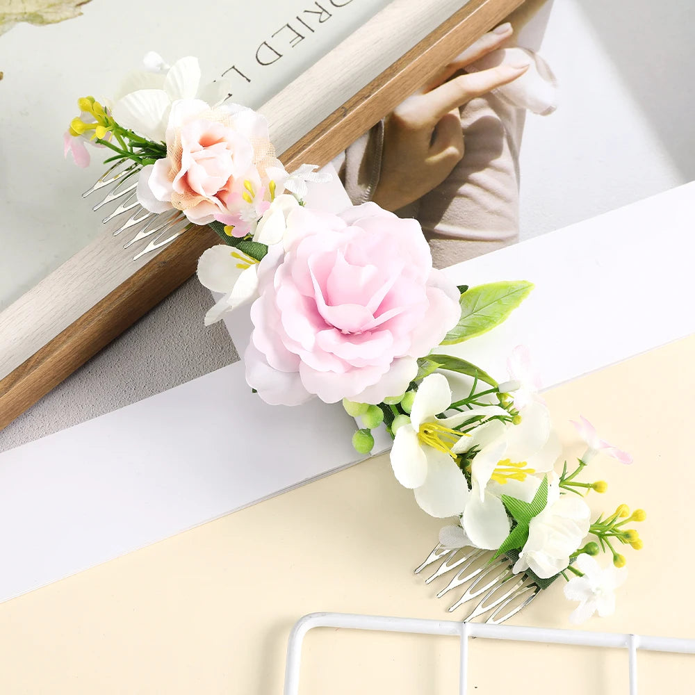 Romantischer Braut-Haarkamm mit Blumen – Rattan-Stil Haaraccessoire für Hochzeiten & besondere Anlässe