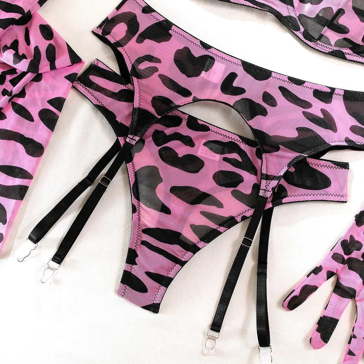 Sexy Lingerie Set in Pink Leopard Mesh – BH, Handschuhe & Beinlinge