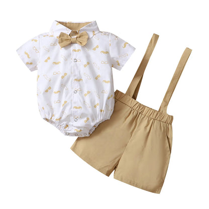 Sommer-Outfit für Baby-Jungen – 2-teilig: Hemd mit Bart-Print & Hosenträger-Shorts – stilvoll & verspielt (0–18 Monate)