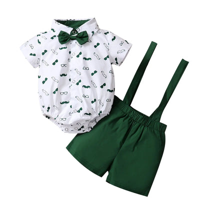 Sommer-Outfit für Baby-Jungen – 2-teilig: Hemd mit Bart-Print & Hosenträger-Shorts – stilvoll & verspielt (0–18 Monate)