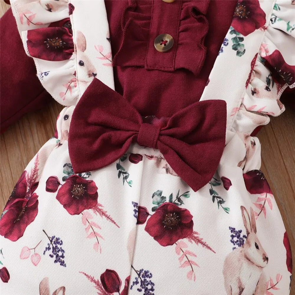 Baby Mädchen 3-teiliges Outfit – Langarm-Romper mit Blumen-Trägerhose & Stirnband | Weiches Baumwollset für Frühling & Herbst (0–24 Monate)
