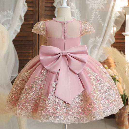 Vintage Prinzessinnenkleid mit Spitze & Stickerei – Luxuriöses Partykleid für Mädchen mit Rüschen & Goldakzenten (1–5 Jahre)