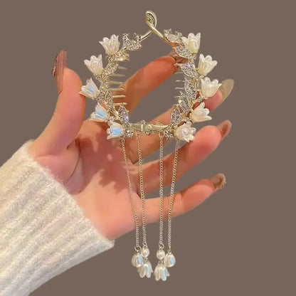 Elegante Haarkralle mit Blumen-Quaste – Schmetterling, Strass & Perlen – Haarclip für Damen | Dutt- & Zopfhalter Accessoire