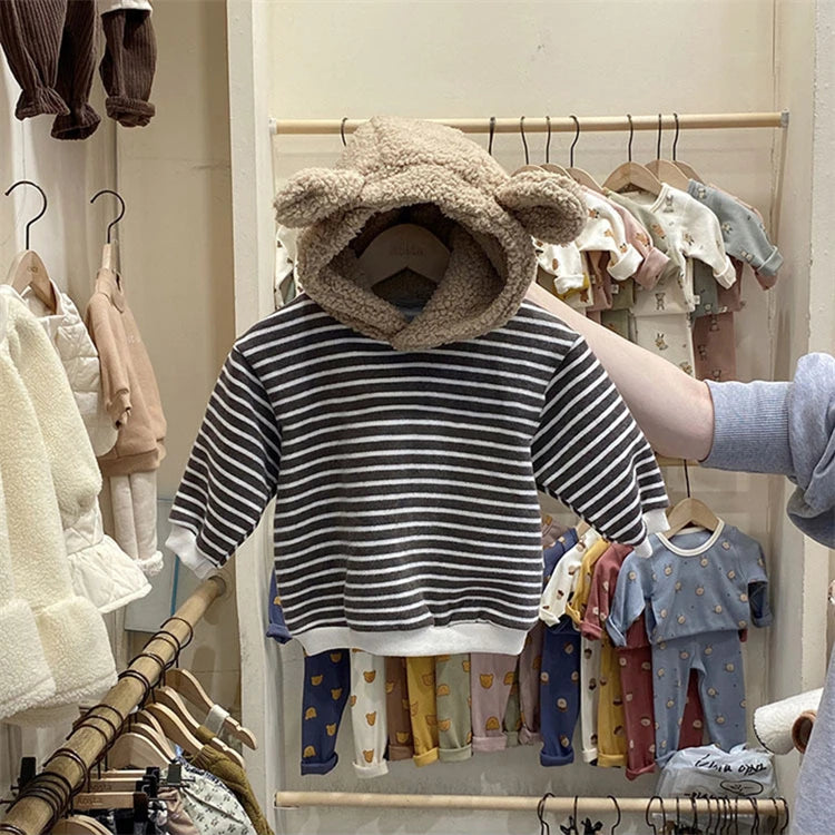 Kuscheliges Winter-Set für Babys – Fleece Hoodie mit Tierkapuze (Hase/Bär) + Hose – Warm & Süß (0–24 Monate)