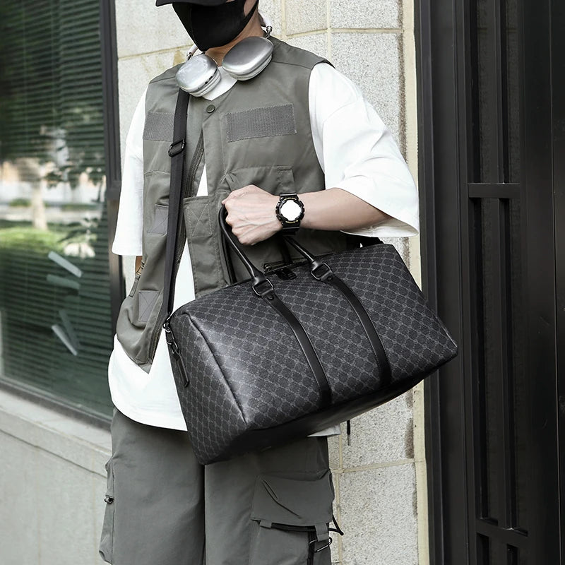 Herren Reisetasche – Schwarze PU-Ledertasche mit großem Fassungsvermögen und geometrischem Muster – Schultertasche für Business & Reisen