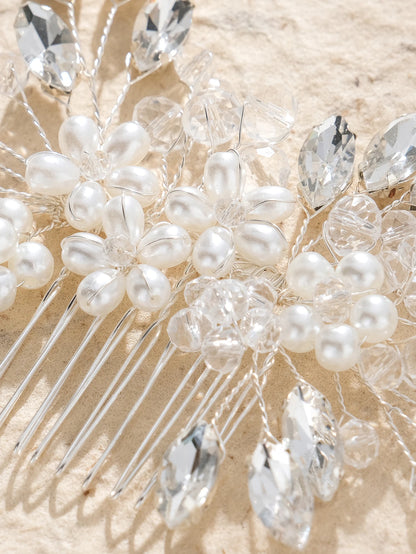 Handgefertigter Brauthaarkamm mit Kristallblumen – Elegantes Haarschmuck-Accessoire für Hochzeit, Party & festliche Anlässe