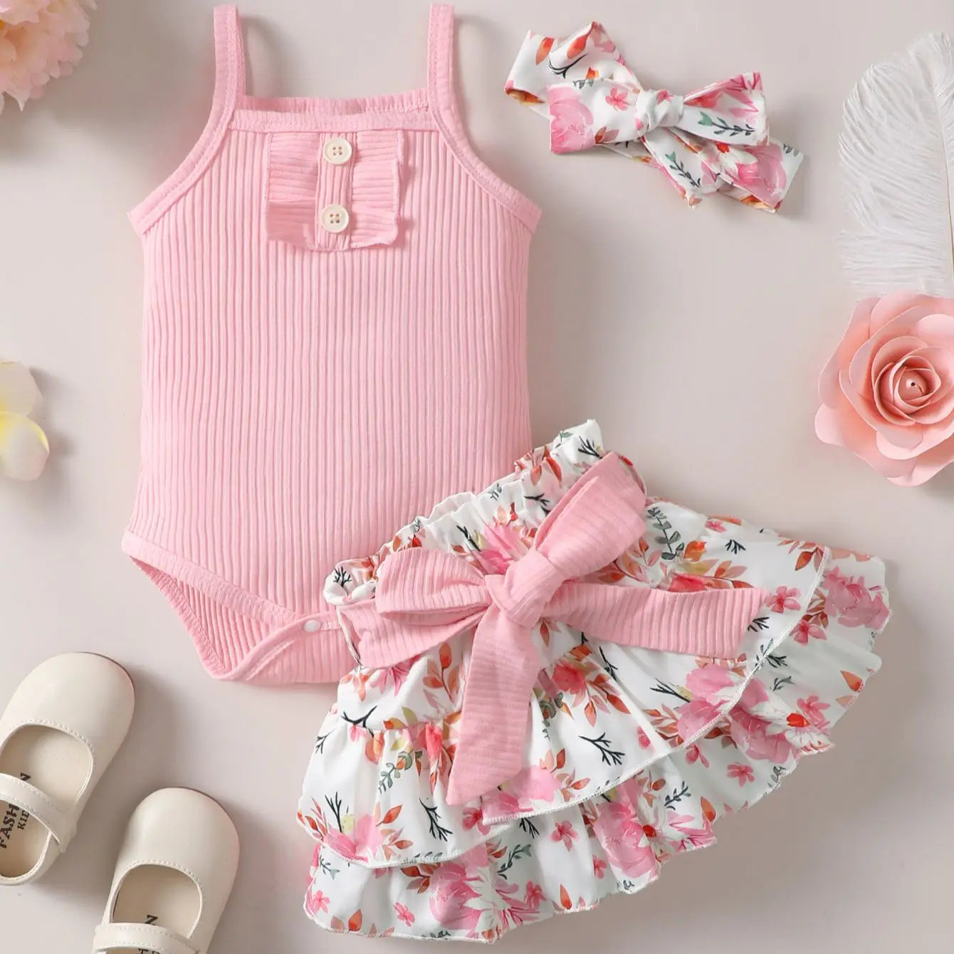 0–2 Jahre Sommer-Outfit für Baby-Mädchen – Ärmelloser Jumpsuit mit Trägern & Blumenrock