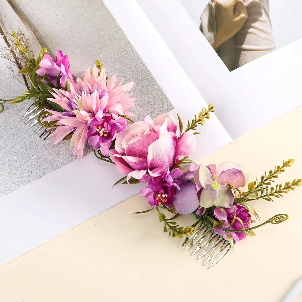 Romantischer Braut-Haarkamm mit Blumen – Rattan-Stil Haaraccessoire für Hochzeiten & besondere Anlässe