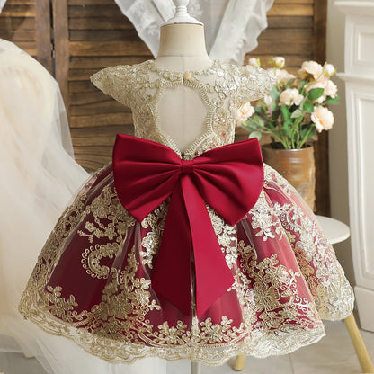 Vintage Prinzessinnenkleid mit Spitze & Stickerei – Luxuriöses Partykleid für Mädchen mit Rüschen & Goldakzenten (1–5 Jahre)