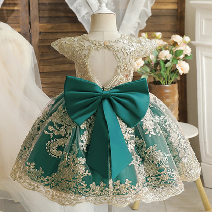 Vintage Prinzessinnenkleid mit Spitze & Stickerei – Luxuriöses Partykleid für Mädchen mit Rüschen & Goldakzenten (1–5 Jahre)