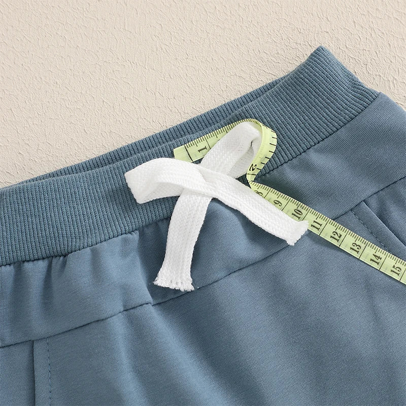 Jungen-Set für Frühling & Herbst – 2-teilig: Sweatshirt mit Traktor-Stickerei & einfarbige Hose – von Lioraitiin (0–3 Jahre)