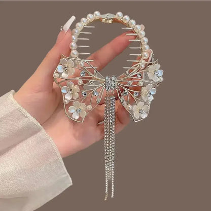Elegante Haarkralle mit Blumen-Quaste – Schmetterling, Strass & Perlen – Haarclip für Damen | Dutt- & Zopfhalter Accessoire