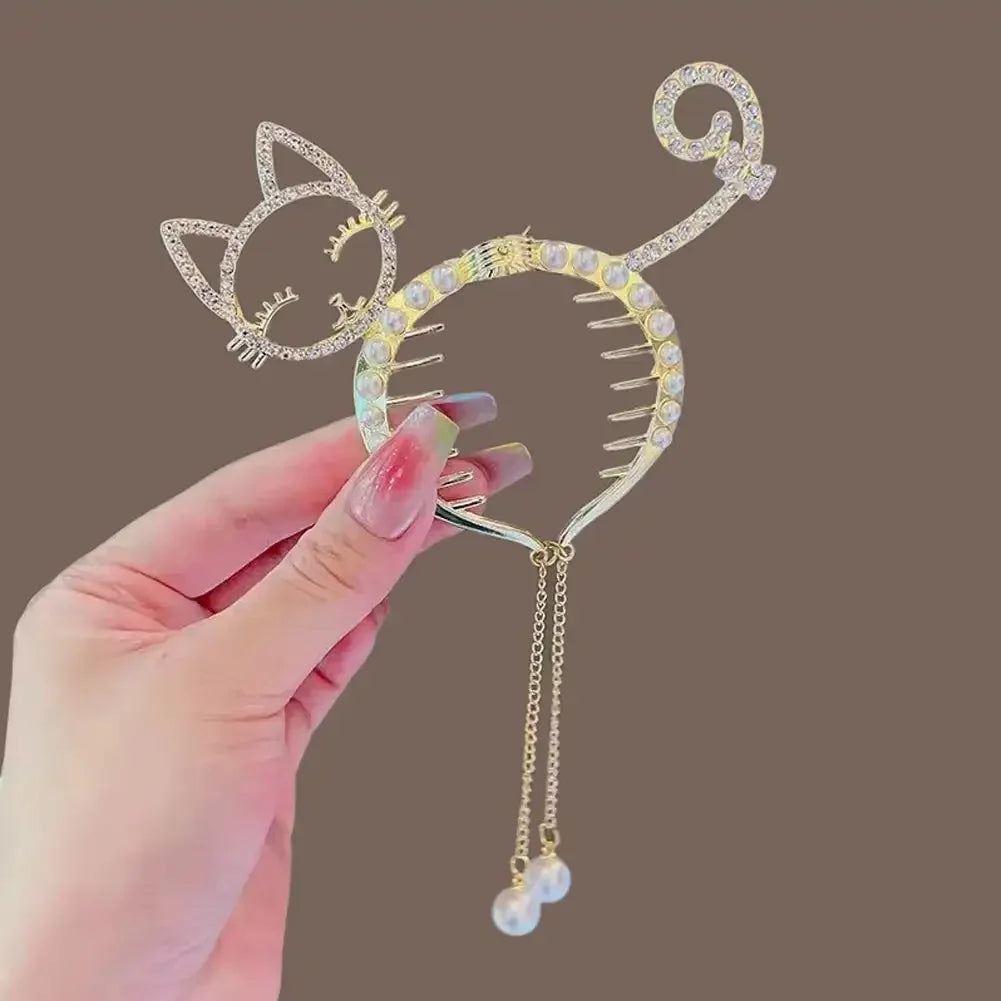 Elegante Haarkralle mit Blumen-Quaste – Schmetterling, Strass & Perlen – Haarclip für Damen | Dutt- & Zopfhalter Accessoire
