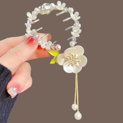 Elegante Haarkralle mit Blumen-Quaste – Schmetterling, Strass & Perlen – Haarclip für Damen | Dutt- & Zopfhalter Accessoire