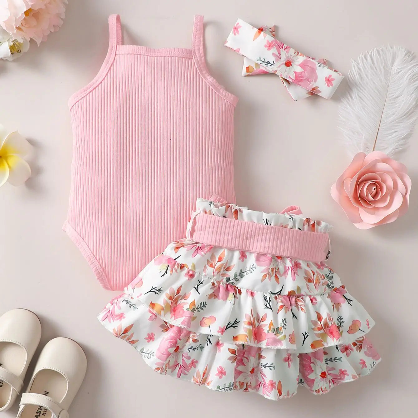 0–2 Jahre Sommer-Outfit für Baby-Mädchen – Ärmelloser Jumpsuit mit Trägern & Blumenrock