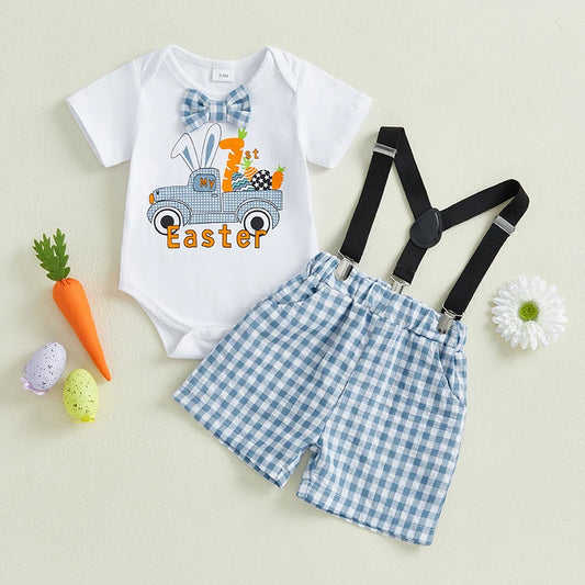 Baby-Jungen Oster-Outfit – 2-teilig: Kurzarm-Body mit Auto- & Hasen-Print + karierten Hosenträger-Shorts – von Emmababy (0–18 Monate)
